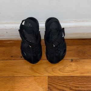 Used Nike Toddler Sandals